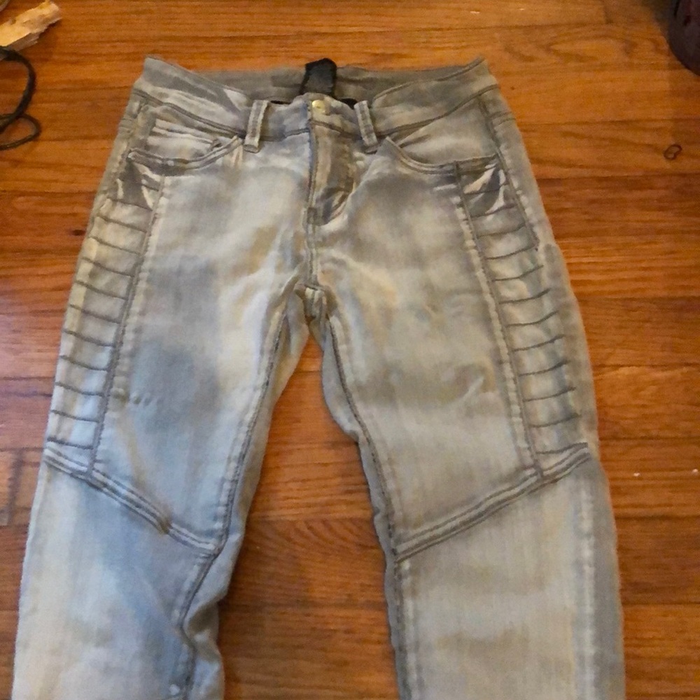Grey pants. Tight . Skinny size small to medium
